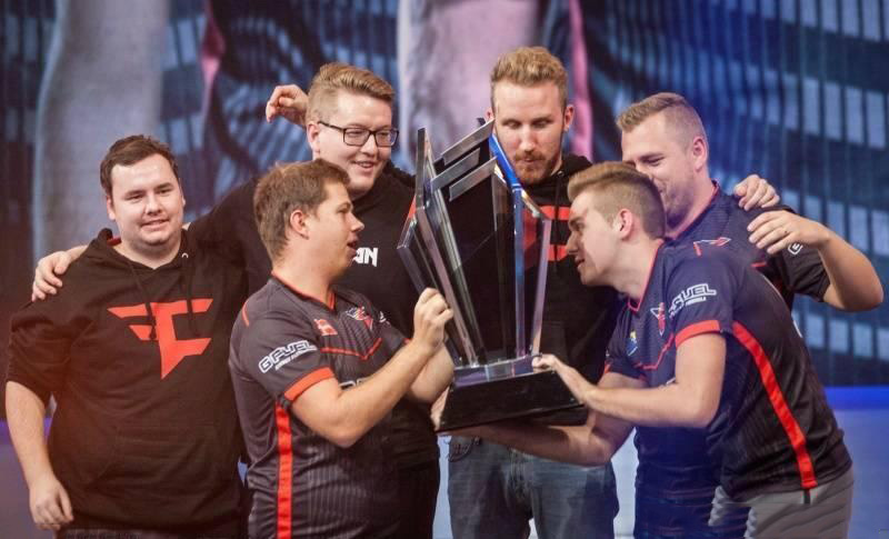 PGL Astana 2025 总决赛在巅峰时段吸引了 920,000 名观众