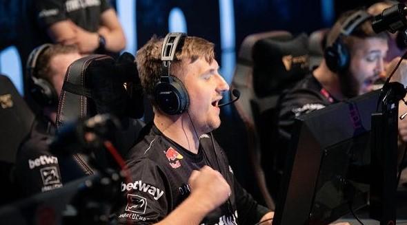 NAF ： ＂我们可以击败排名前10左右的队伍，但一旦遇到前5的队伍，我们就会遇到困难＂