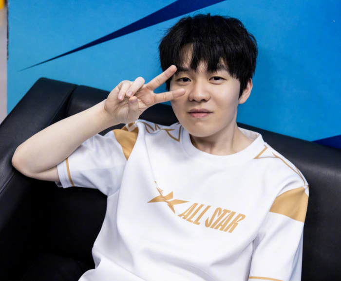 【战报】2021KPL春季赛常规赛第二轮W2D5，南京Hero久竞 3-0 MTG